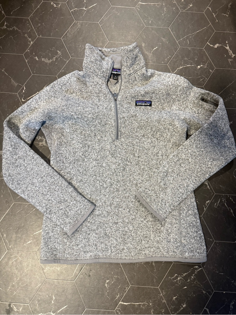 Patagonia Gray Heather Quarter-Zip Pullover Sweater